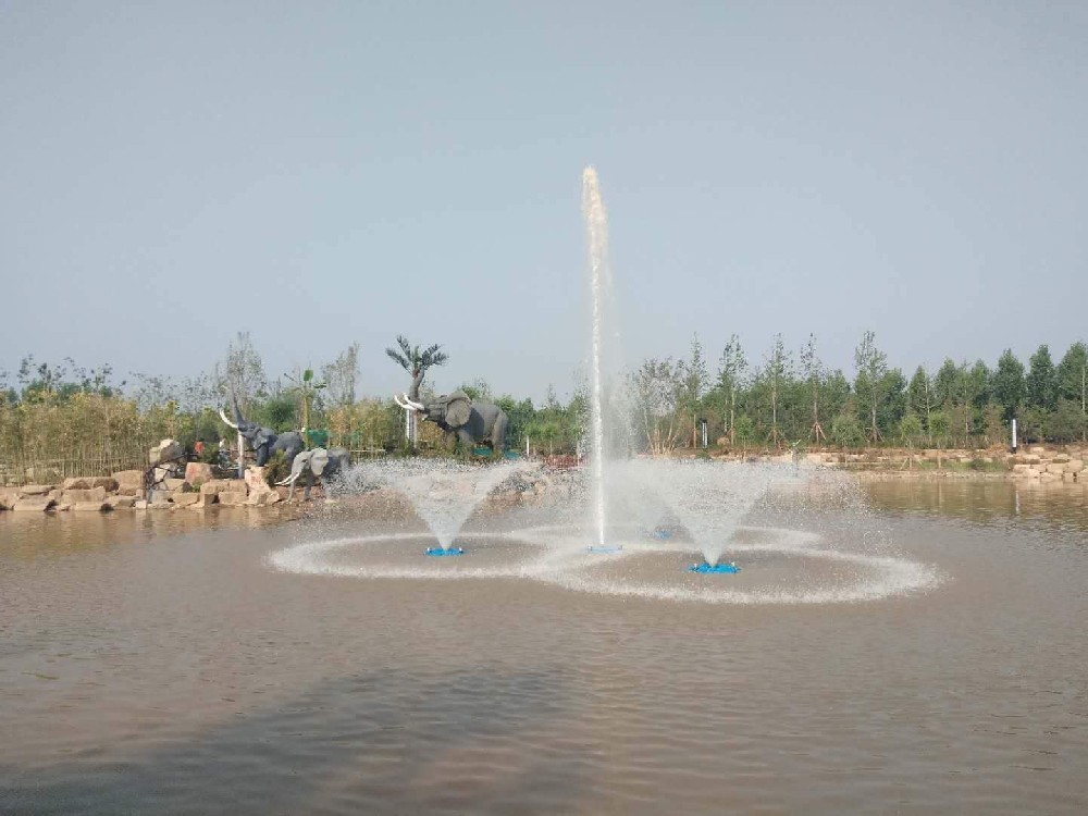 太陽(yáng)能曝氣機(jī)光伏曝氣機(jī)景觀噴泉式水體曝氣機(jī)河道污水處理曝氣機(jī)